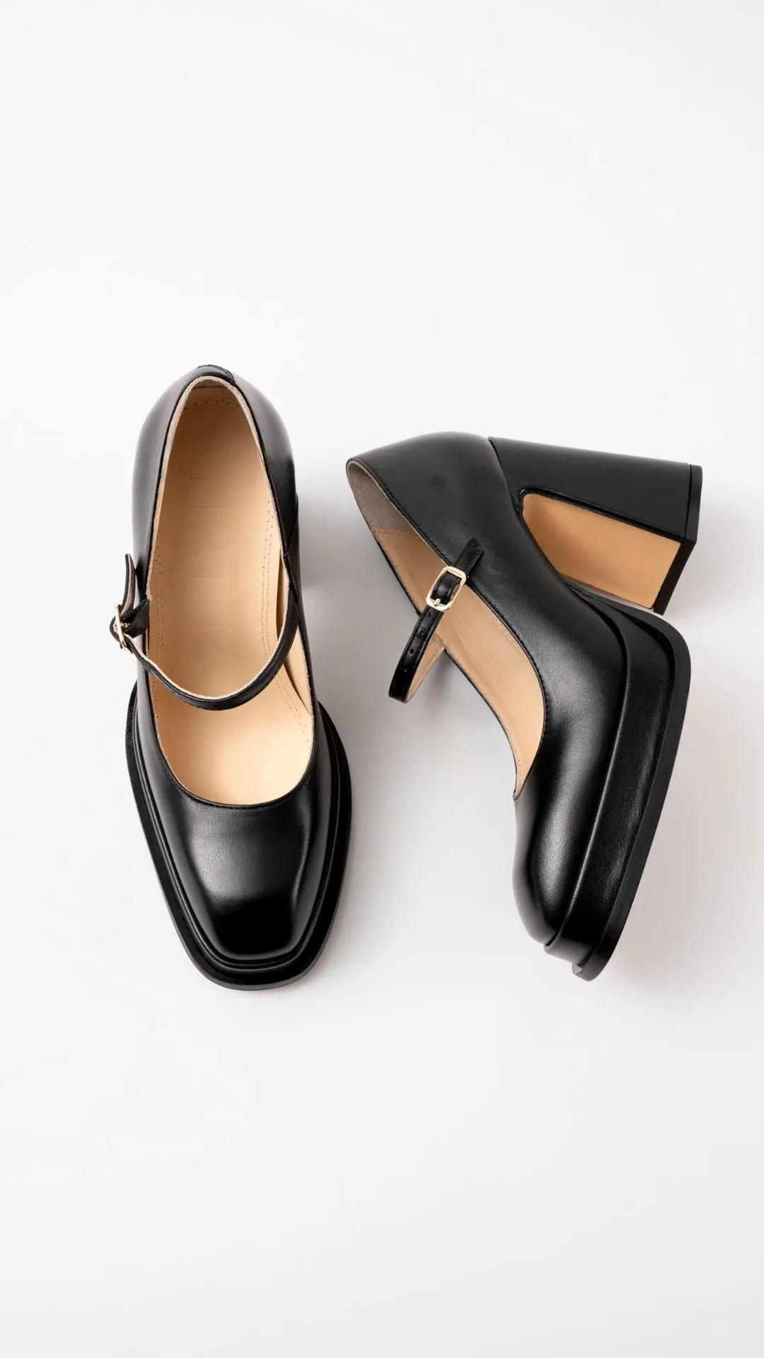 CASILDA - Black Leather Mary Jane Pumps