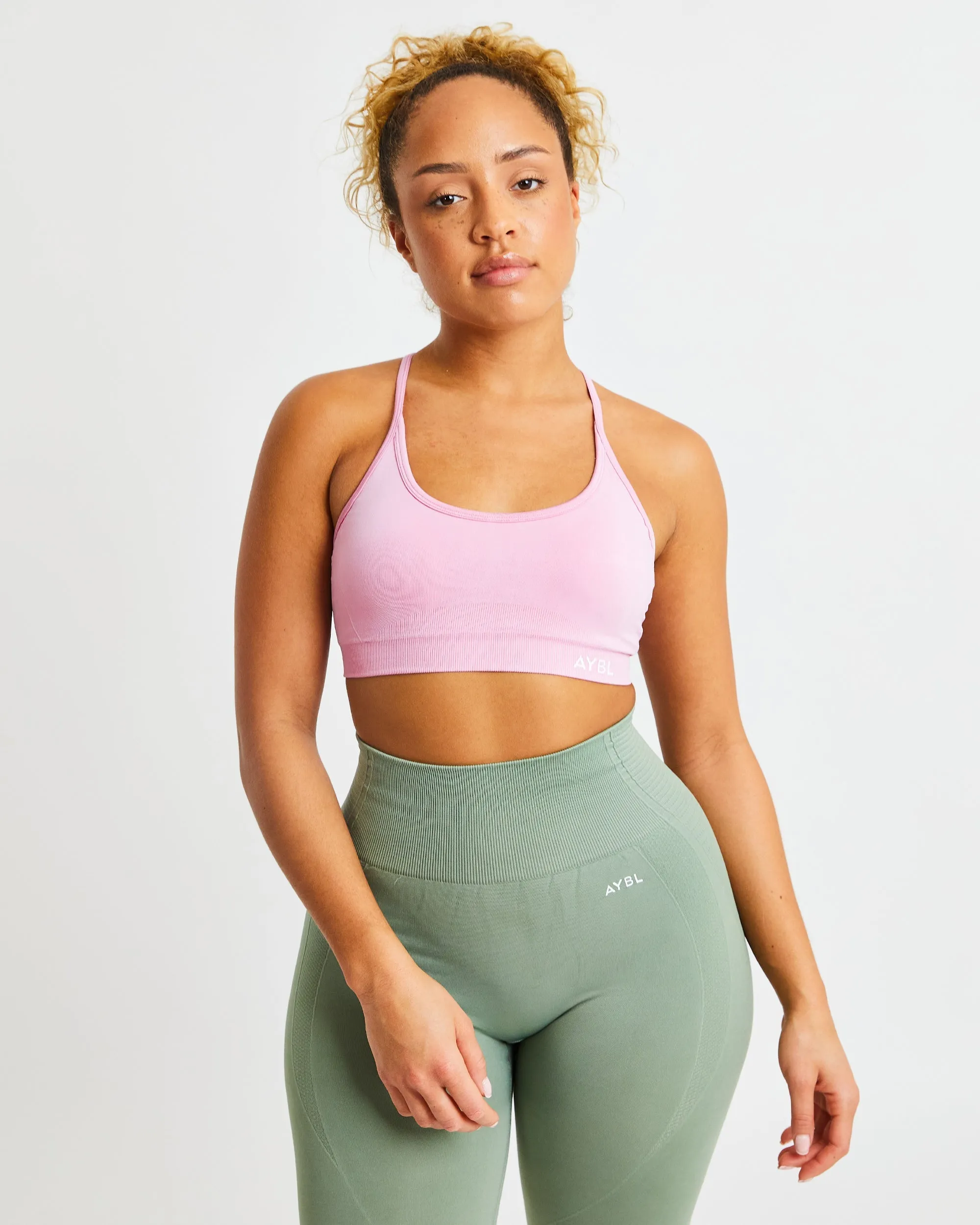 Essential Seamless V Neck Sports Bra - Baby Pink