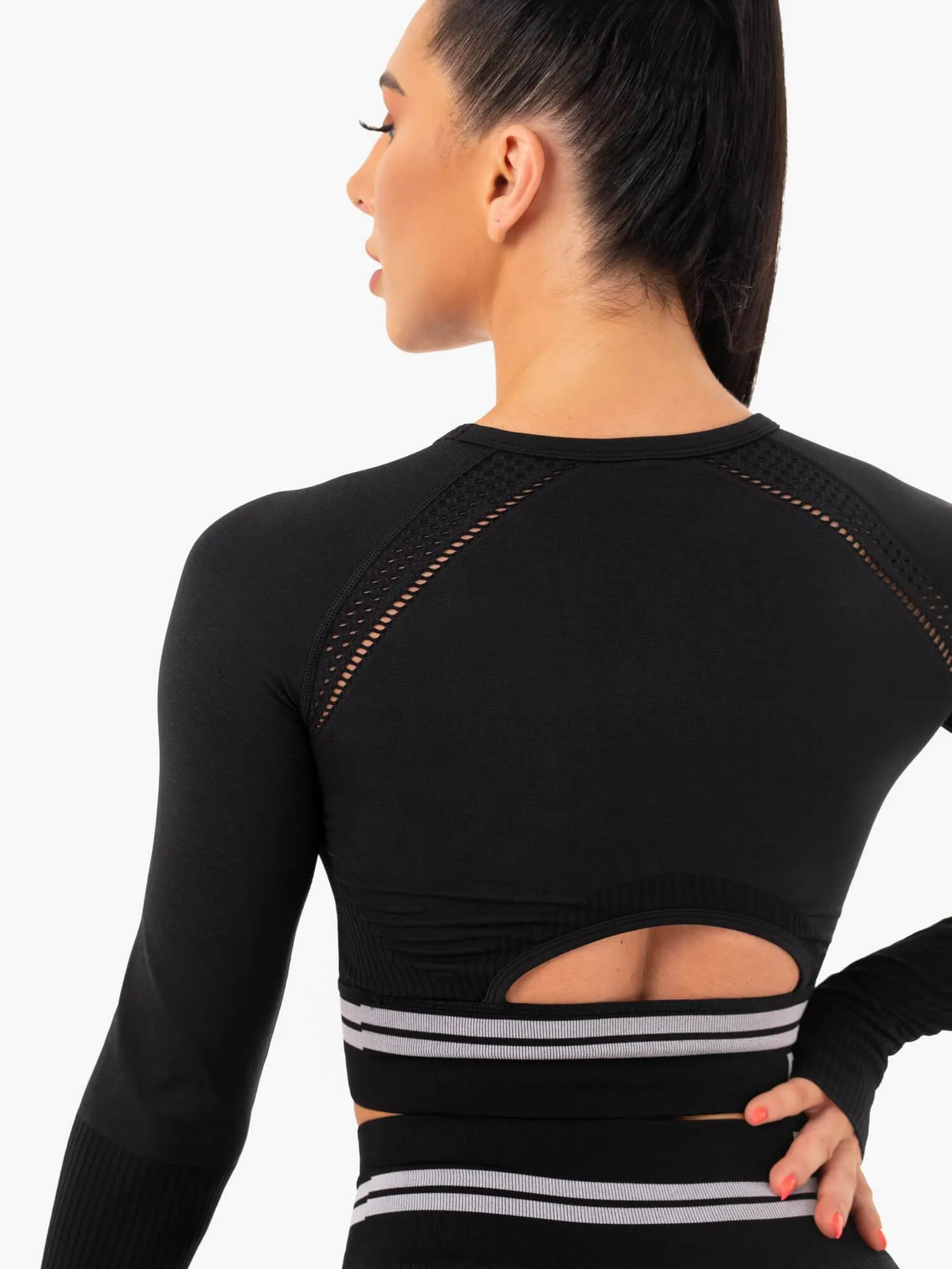 Freestyle Seamless Long Sleeve Crop - Black