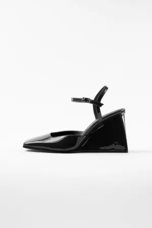 HARUKO - Black Patent Leather Pumps