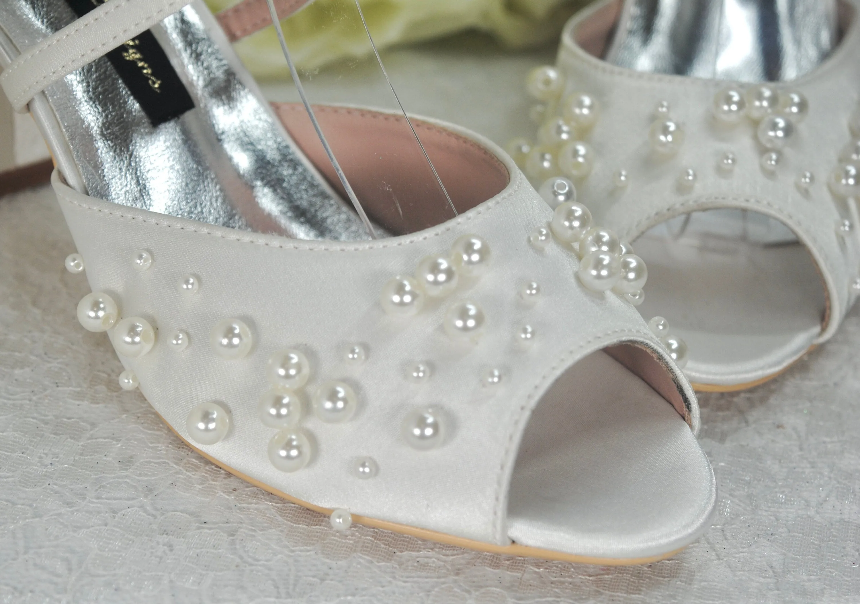 Ivory Satin Block Heel Bridal Sandals with Pearl Details  UK5/US7.5