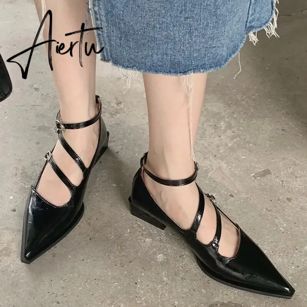 New Autumn Spring Fashion Pointed Toe Ladies Low Heel Sandals Buckle Strap Outdoor Female Casual Shallow Women Pumps Shoes