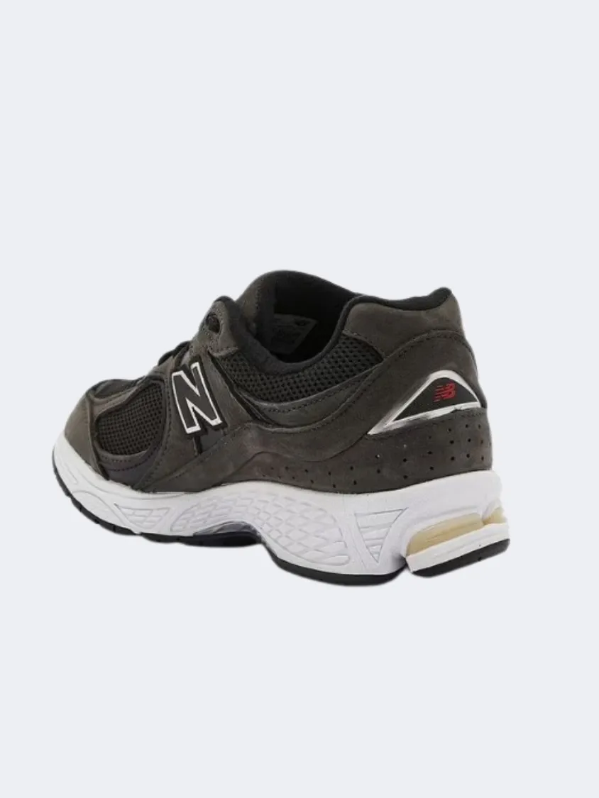 New Balance 2002R Unisex Lifestyle Shoes Raven/White