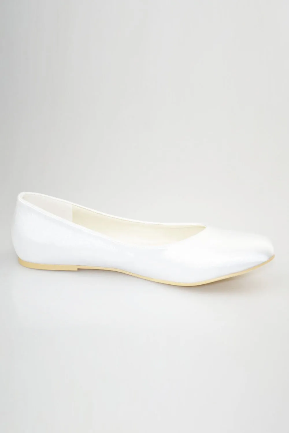 Simple Comfortable White Close Toe Shoes For Wedding S49