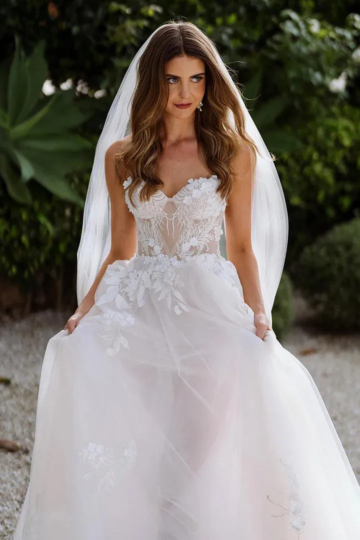 Sweetheart Sleeveless Appliques Lace Boho Wedding Dress Bridal Gown WD660