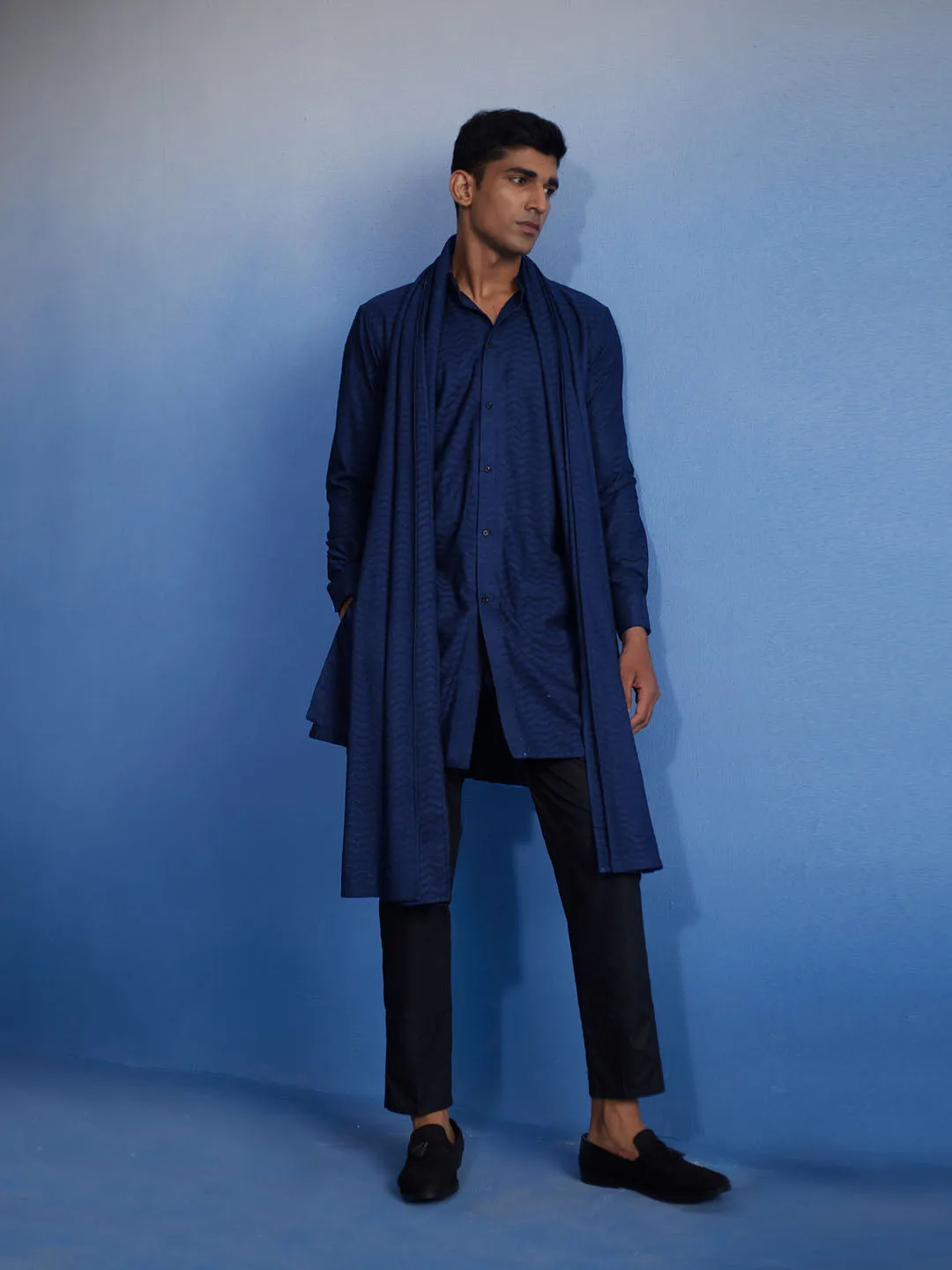 VASTRAMAY Navy Blue Net Kurta