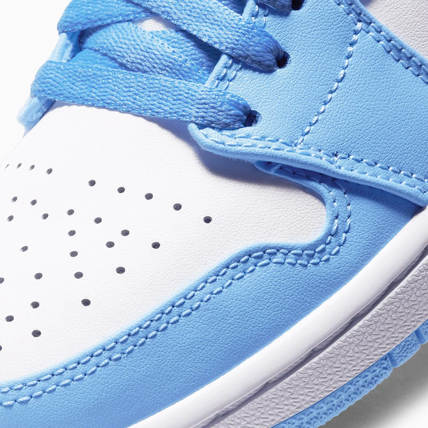 Women's Air Jordan 1 Low "UNC"