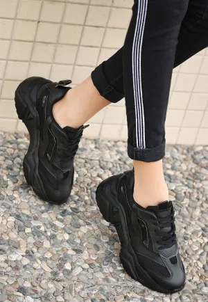 Women's Black Leather Lace-Up Sports Shoes