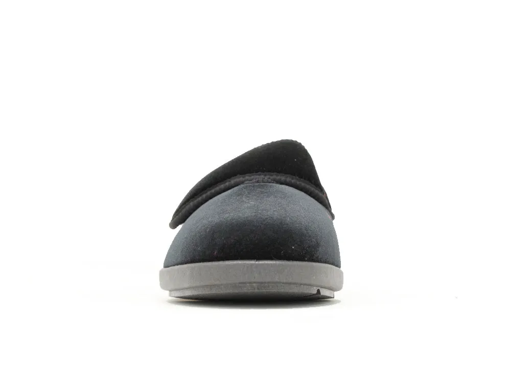 Womens Lightweight Nellie Black Slippers