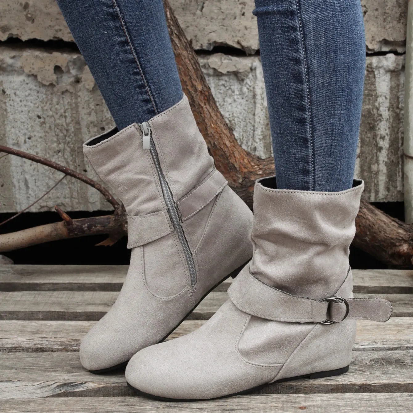 Women's Solid Color Ankle Boots, Round Toe Buckle Belt Side Zipper Boots, Comfortable Outdoor Shoes