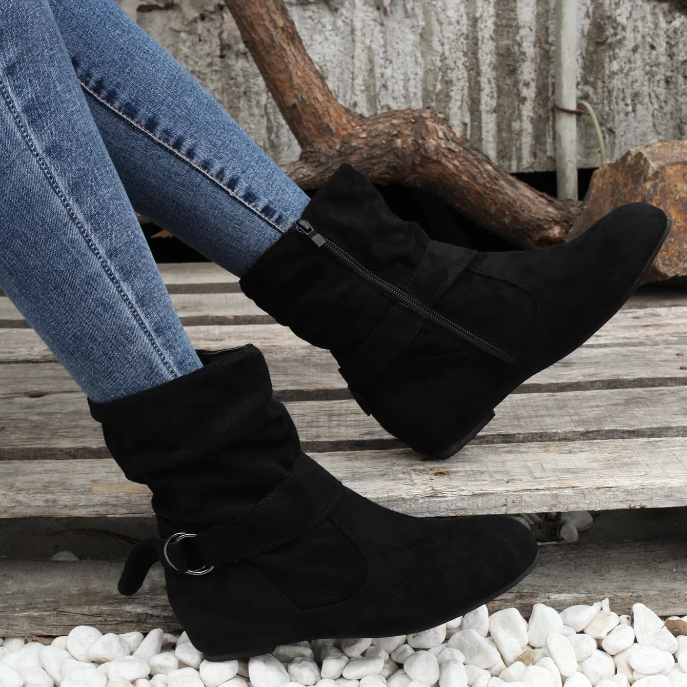 Women's Solid Color Ankle Boots, Round Toe Buckle Belt Side Zipper Boots, Comfortable Outdoor Shoes